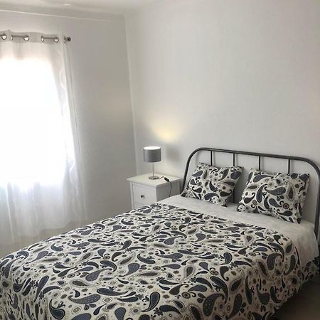 Olinda'S 2 Bedroom Apartment Lagos Exterior foto